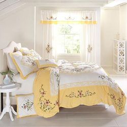 Ava Oversized Embroidered Cotton Quilt by BrylaneHome in Dandelion Yellow (Size KING)