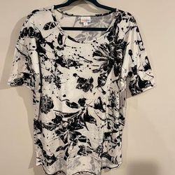 Lularoe Tops | Lularoe Irma Tunic Top Size Medium | Color: Black/Cream | Size: M