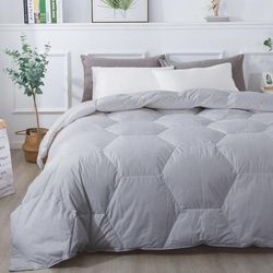 Honeycomb Stitch Down Alternative Comforter, Glacier Grey by St. James Home in Grey (Size TWIN)