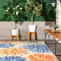 Brooklyn Rug Co Rosana Floral Machine Washable Indoor/Outdoor Area Rug