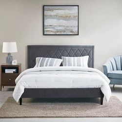 Rowen King Platform Bed - Olliix 5DS115-0004