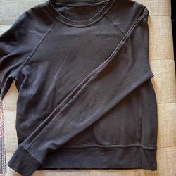 Lululemon Athletica Tops | Lululemon Black Light Crew Neck Pullover. Size 4. | Color: Black | Size: 4