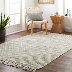 Dama 5' Round Cottage Wool Bone/Eggplant/Cloud Gray/Nutmeg/Smoke/Ivory/Black Area Rug - Hauteloom