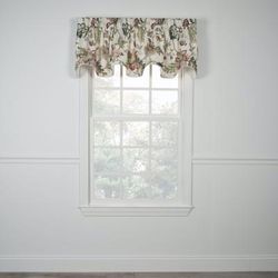 Brissac Lined Scallop Valance by Brissac in Red