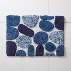 Pebbles Bath Mat by BrylaneHome in Navy Cobalt Peacock (Size 21X34 RECT)