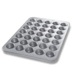 Chicago Metallic 45575 Cupcake/Muffin Pan, Makes (35) 2 3/4" Muffins, AMERICOAT Glazed 26 ga Aluminized Steel