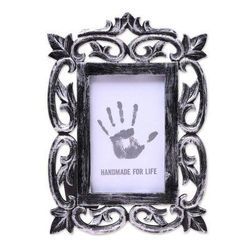 Noble Portrait,'Hand Carved Distressed Black Mango Wood Photo Frame (4x6)'