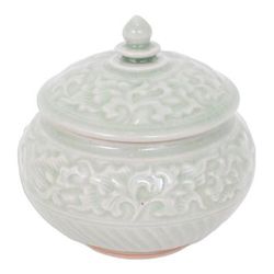 'Thai Celadon Ceramic Decorative Leaf-Themed Jar in Green'