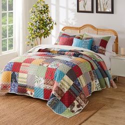 Renee Upcycle Quilt And Pillow Sham Set by Greenland Home Fashions in Multi (Size 2PC TWIN/XL)