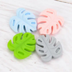 30pcs Silicone Monstera Beads Cartoon Leaf collana fai da te BPA Free Silicone massaggiagengive