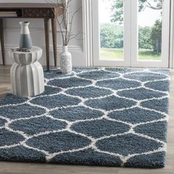 "Hudson Shag Collection 5'-1" X 7'-6" Rug in Slate Blue And Ivory - Safavieh SGH280L-5"