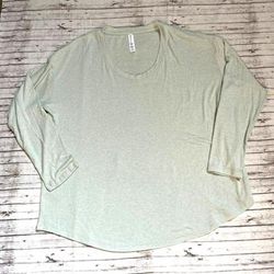 Athleta Tops | Athleta Womens Athletic Shirt Light Green Ribbed Size 1x 3/4 Sleeve Stretch | Color: Green | Size: 1x