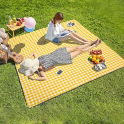 1PC disposable picnic mat, outdoor waterproof and moisture-proof barbecue picnic mat, spring picnic beach camping picnic mat