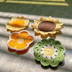 TEMU 4pcs Sunflower Coaster Pattern Coasters, Heat Insulation Mats, 4 Different Patterns And Sizes, Suitable For Cups Of Different Sizes