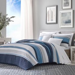 Westport Navy Full/queen Comforter-Sham Bonus Set