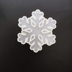 TEMU Silicone Snowflake Resin Casting Mold For Keychain And Christmas Tree Decorations, Diy Crafts Jewelry Making Mold, Festive Irregular Shape Silicone Pendant Mold