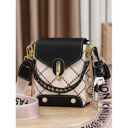 mini borsa a tracolla alla moda da donna con motivo a quadri e ciondolo a forma di orso, tracolla a catena e design colorblock: perfetta per le uscite informali e l'uso quotidiano giallo terra nero