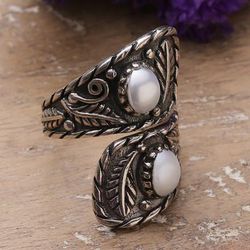 Call from the Ocean,'Classic Leafy and Floral Cream Cultured Pearl Wrap Ring'