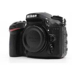 Used Nikon D7200