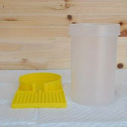 TEMU 1pc Abs Chicken Waterer Dispenser For Chicks - Anti-drowning Design Poultry Drinking System - Bird Water Bottle For Hygienic Hatchling Growth