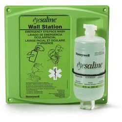 Medline Saline Eyewash Station, 1 Quart, 4/Carton (MIISPV462000CT)