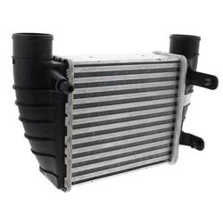 Mahle Behr Intercooler, Passenger Side, 24-month limited warranty 8E0-145-806 M