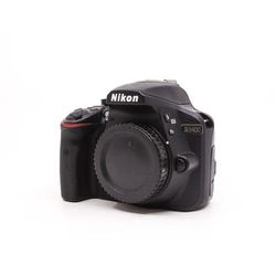 Used Nikon D3400