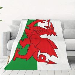 TEMU Welsh Cozy Polyester Fleece Blanket - Red Dragon Print, Versatile Throw For Home, Office, Or Travel