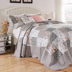 Giulia Reversible Cotton-Rich Bedspread Set by Greenland Home Fashions in Multi (Size KING)