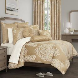 Potenza 4 Piece Comforter Set by Royal Court in Gold (Size FL/QUE)