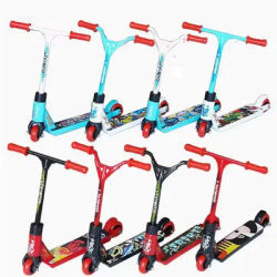 Novelty Funny Interactive Mini Finger Scooter Stunt Finger Toy Skate Skate Scooter Finger Parent-Child Interactive Holiday Gift