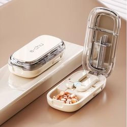 Newest Quartering Pill Cutter Storage Box Portable Drug Tablet Medicine Dustproof Divider Organizer Crusher Pill Cutter quartering White
