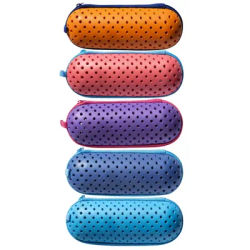 Custodia per occhiali da nuoto Scatola protettiva per occhiali da nuoto con clip e fori di scarico Custodia per occhiali con cerniera Accessori da nuoto traspiranti