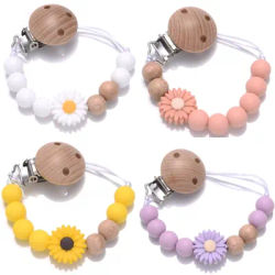 Daisy Themed Wooden Pacifier Clip - Cute And Practical Popular Design for Babies