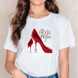 2026 New Movie The Devil Wears Prada 2 Graphic 100%Cotton Unisex Shirt Summer Men Fashion Tshirt Movie Merchandise