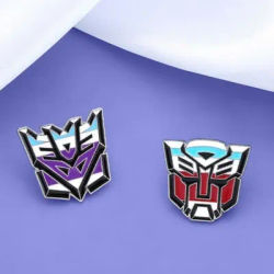 Lot de 2 épingles en émail et broches en cuivre peintes, thème Robot transformable de film (Megatron, Skyreach, Pillar), badges de col pour hommes, badges Vroom, médailles