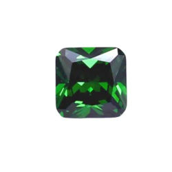 Émeraude verte moyenne taille carrée, taille radiant, facettée, plusieurs tailles au choix