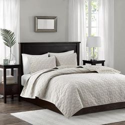 Madison Park Harper Velvet Full/Queen 3 Piece Coverlet Set in Ivory - Olliix MP13-3301