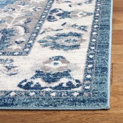 "Madison Collection 5'-1" X 7'-6" Rug in Ivory And Aqua - Safavieh MAD611A-5"