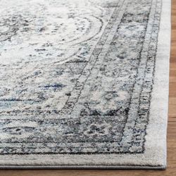 Monaco Collection 4' X 4' Square Rug in Multi - Safavieh MNC222F-4SQ