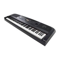 Yamaha DGX-670 88-Key Portable Digital Grand Piano with Speakers (Black) DGX670B