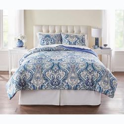 Plus Size Women's BH Studio 3-Pc. Microfiber Comforter Set by BH Studio in Blue (Size KING) Paisley Bedding