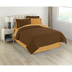 BH Studio Reversible Quilt by BH Studio in Chocolate Latte (Size KING)