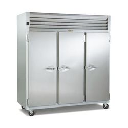 Traulsen G31312 76 3/8" 3 Section Reach In Freezer, 3 Right Hinge Solid Doors, 115/208-230v, Stainless Steel