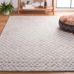 SAFAVIEH Handmade Abstract Sadie Modern Wool Rug