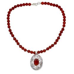Carnelian pendant necklace, 'Mughal Garden'