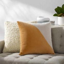 Laken 18" Square Modern Cotton Camel/Peach Lumbar Pillow - Boutique Rugs