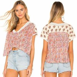 Free People Tops | Free People Leilani Crochet Cropped Top In Tea Combo Print Xs | Color: Cream/Pink | Size: Xs