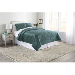Plus Size Women's Geo Diamond Velvet Quilt by BrylaneHome in Teal (Size KING)