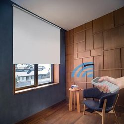 Tenda a rullo oscurante motore batteria bianco 150x190 cm